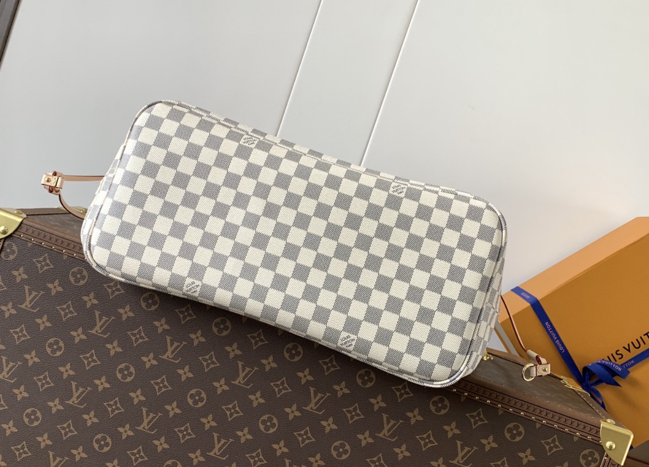 Louis Vuitton Neverfull MM Damier Azur Canvas - 图片 4